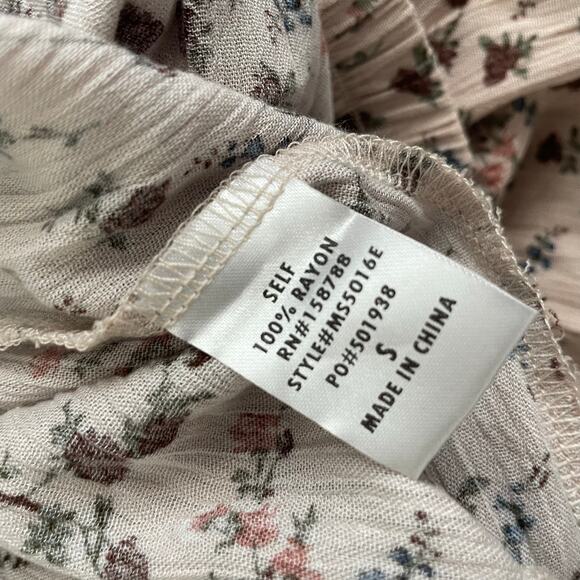 Mable Pink Floral Flowy Shorts Women's S, Romantic Boho Coastal Fairy Festival - Picture 7 of 7